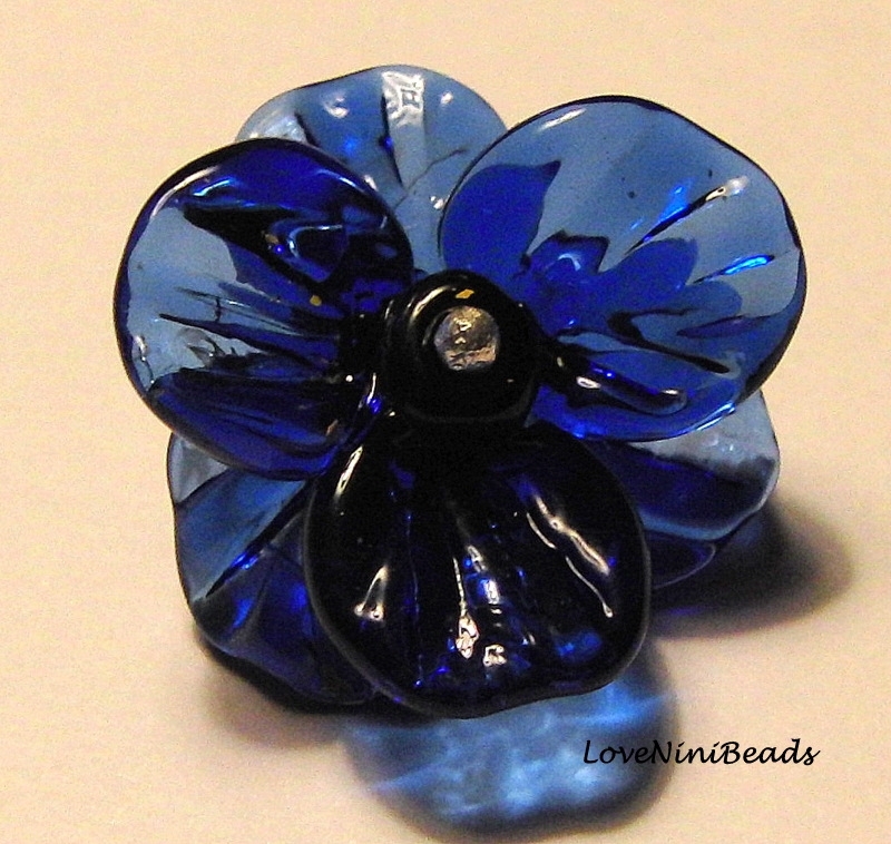 Glass Flower Pendant 2 