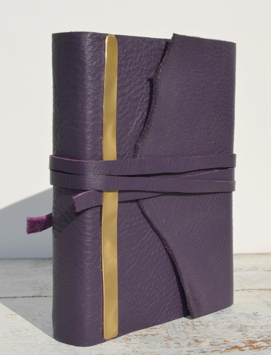 Handmade Leather Bound Pressed Flower Journal Purple Travel Diary Art Notebook 5 