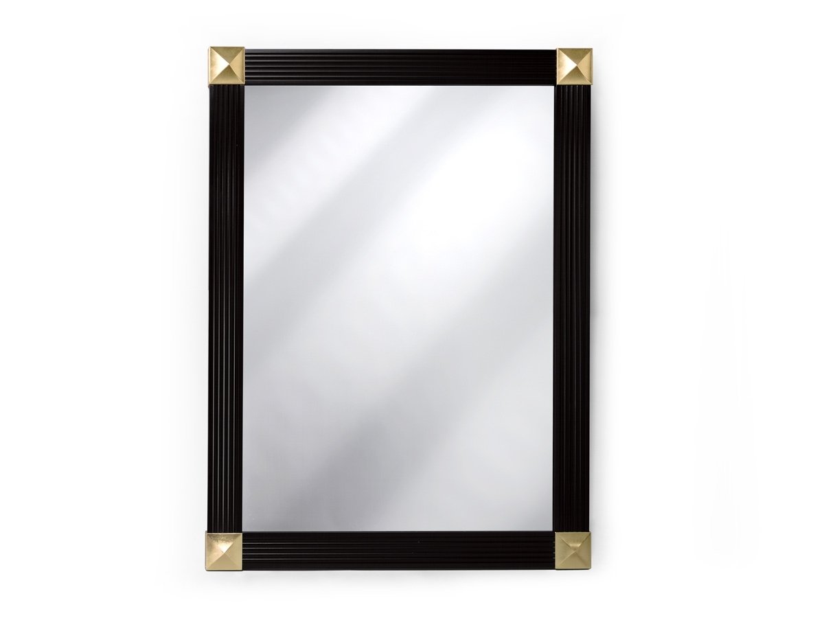 Cleopatra Mirror 3 