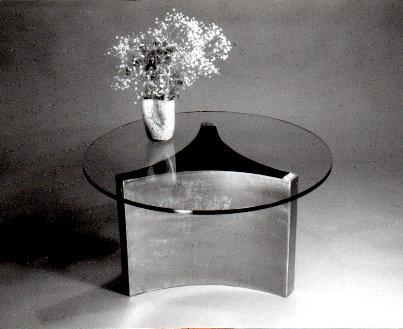 TRi Corner Table bases.