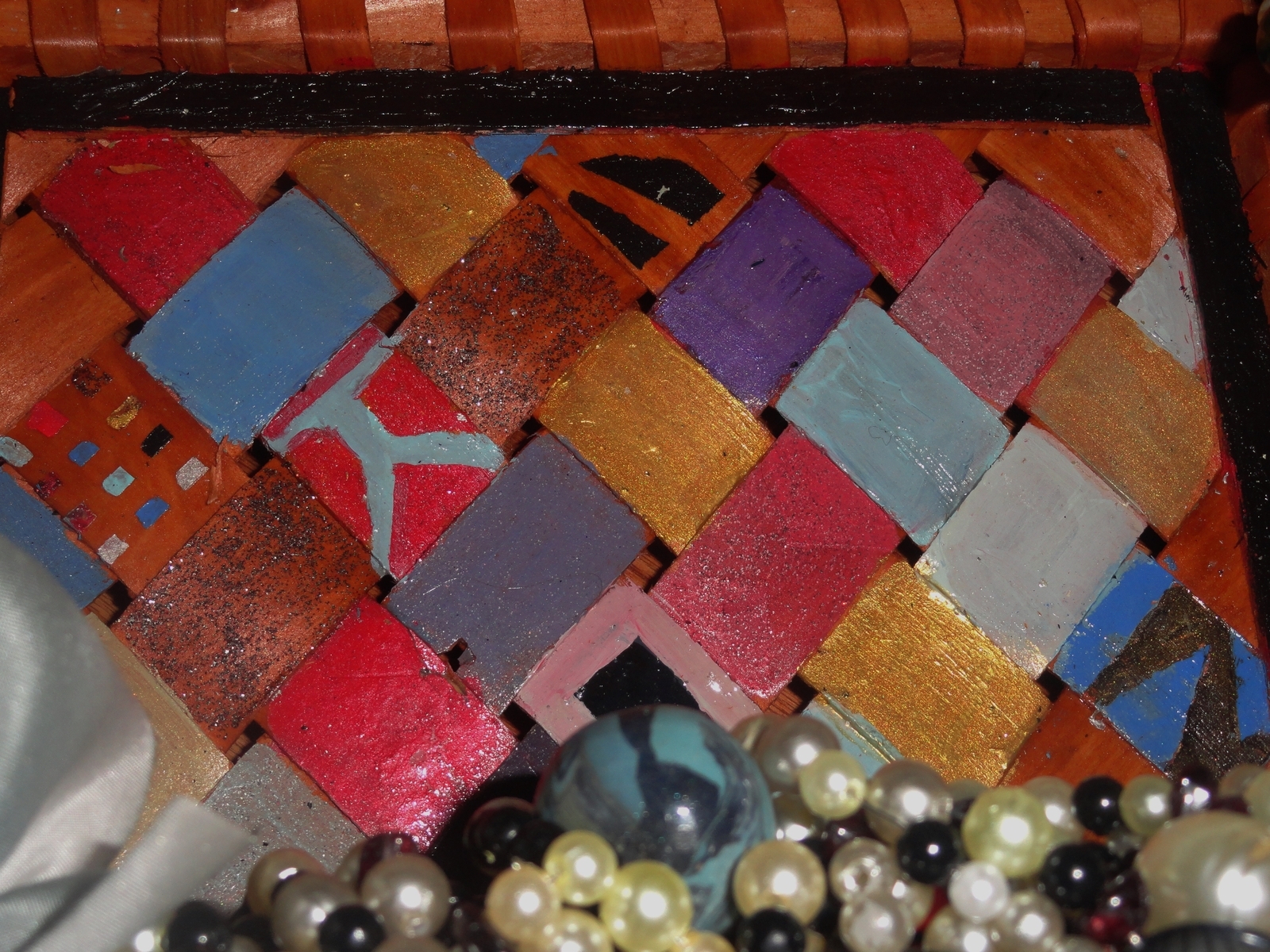 Faux And Glass Bead Wicker Basket 4 