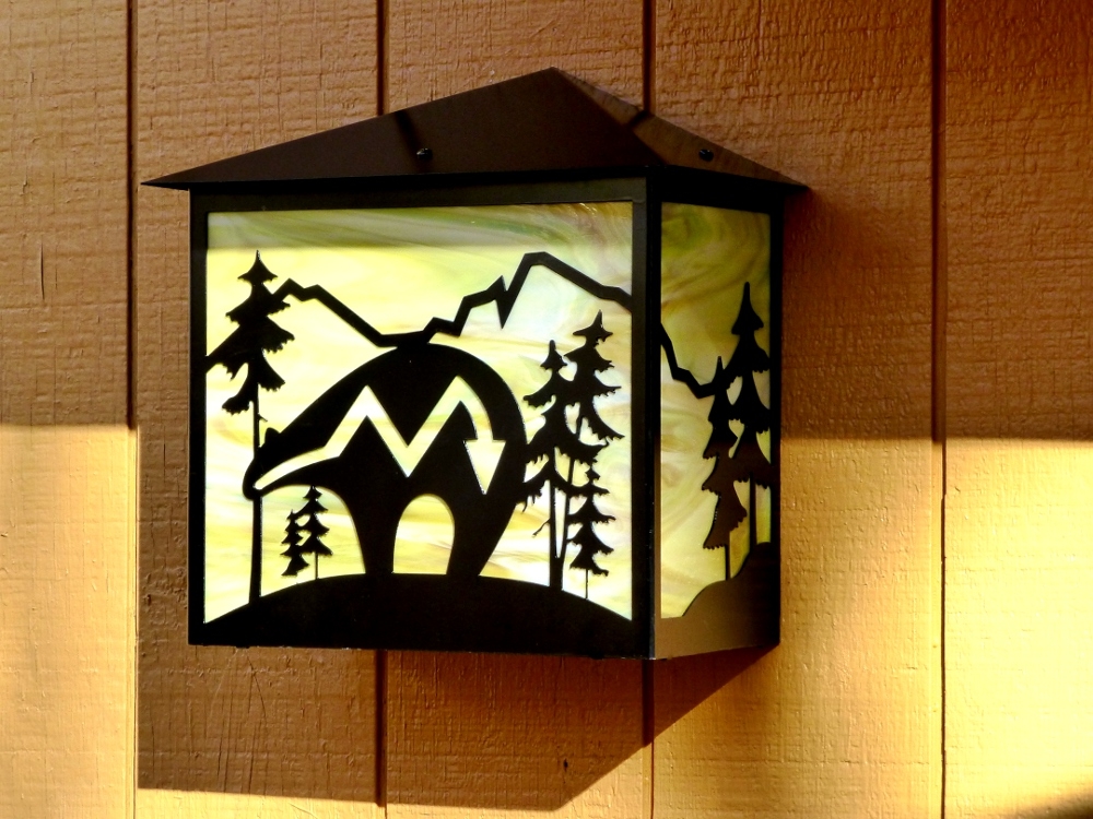 Spirit Bear Wall Light 4 