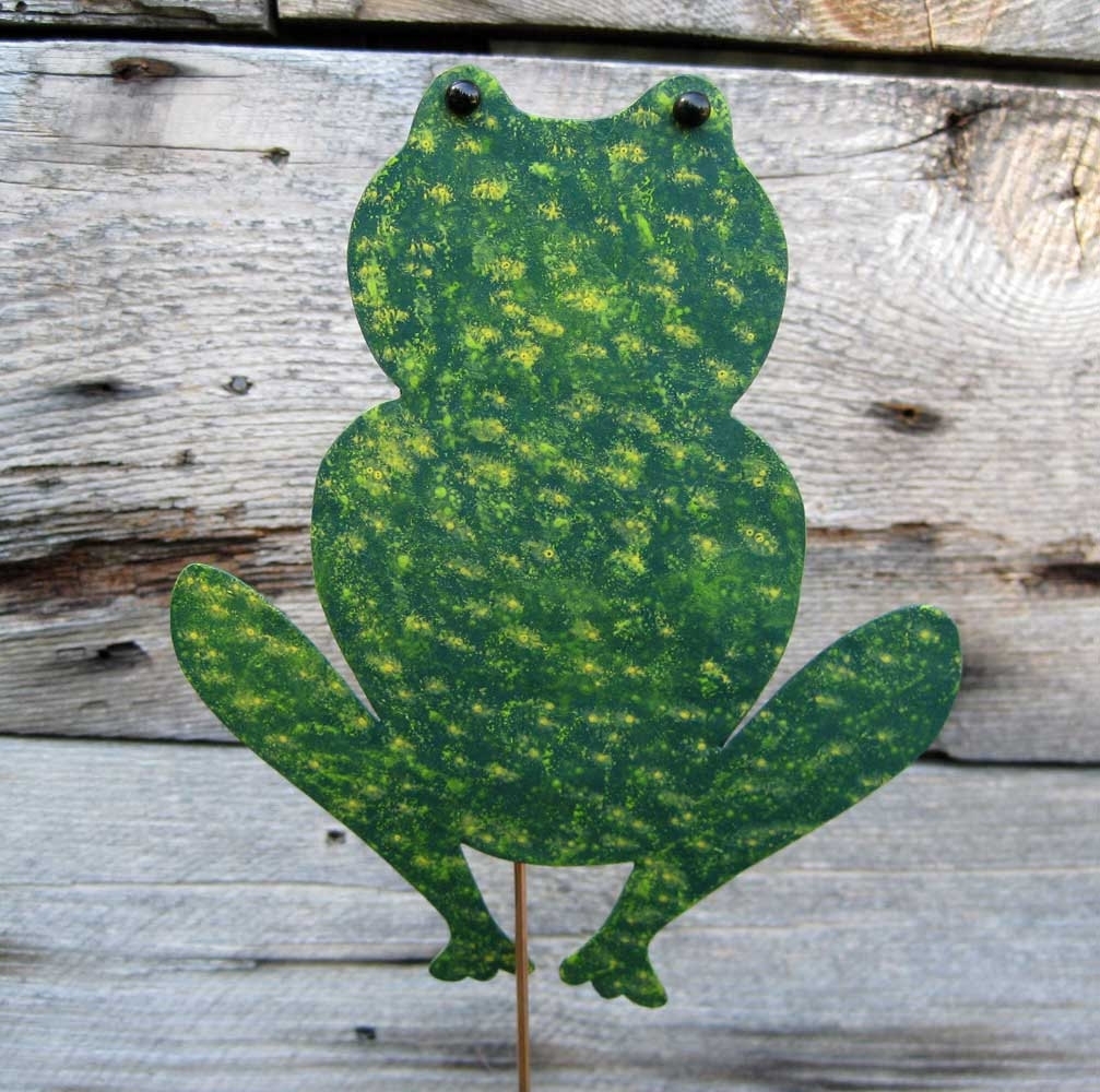 Handmade Upcycled Metal Frog Garden Stake 2 