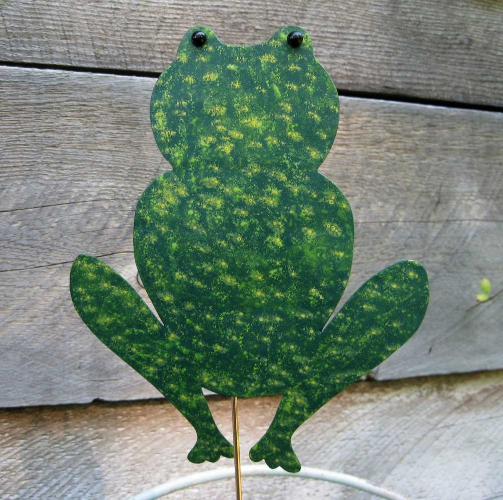 Handmade Upcycled Metal Frog Garden Stake 3 