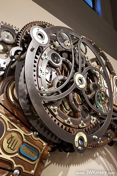 The BioDynamic Lunar Clock: an Installation 3 