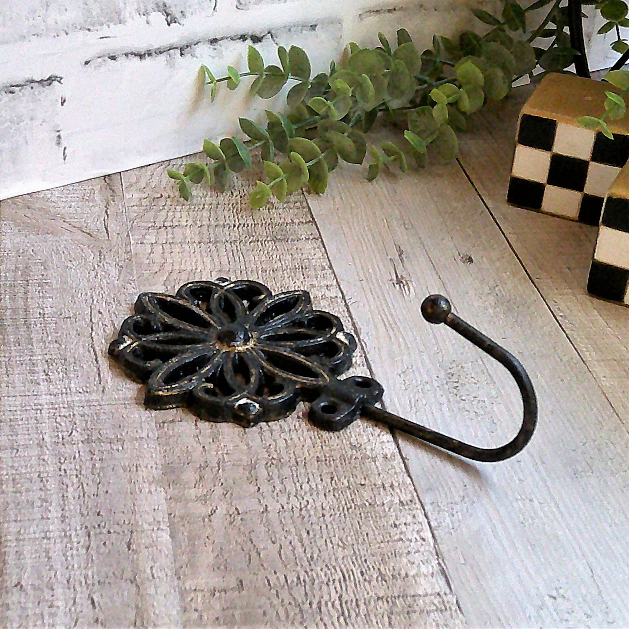 Country French Decorative Cast Iron Wall Hook Black And Gold Decor 2 