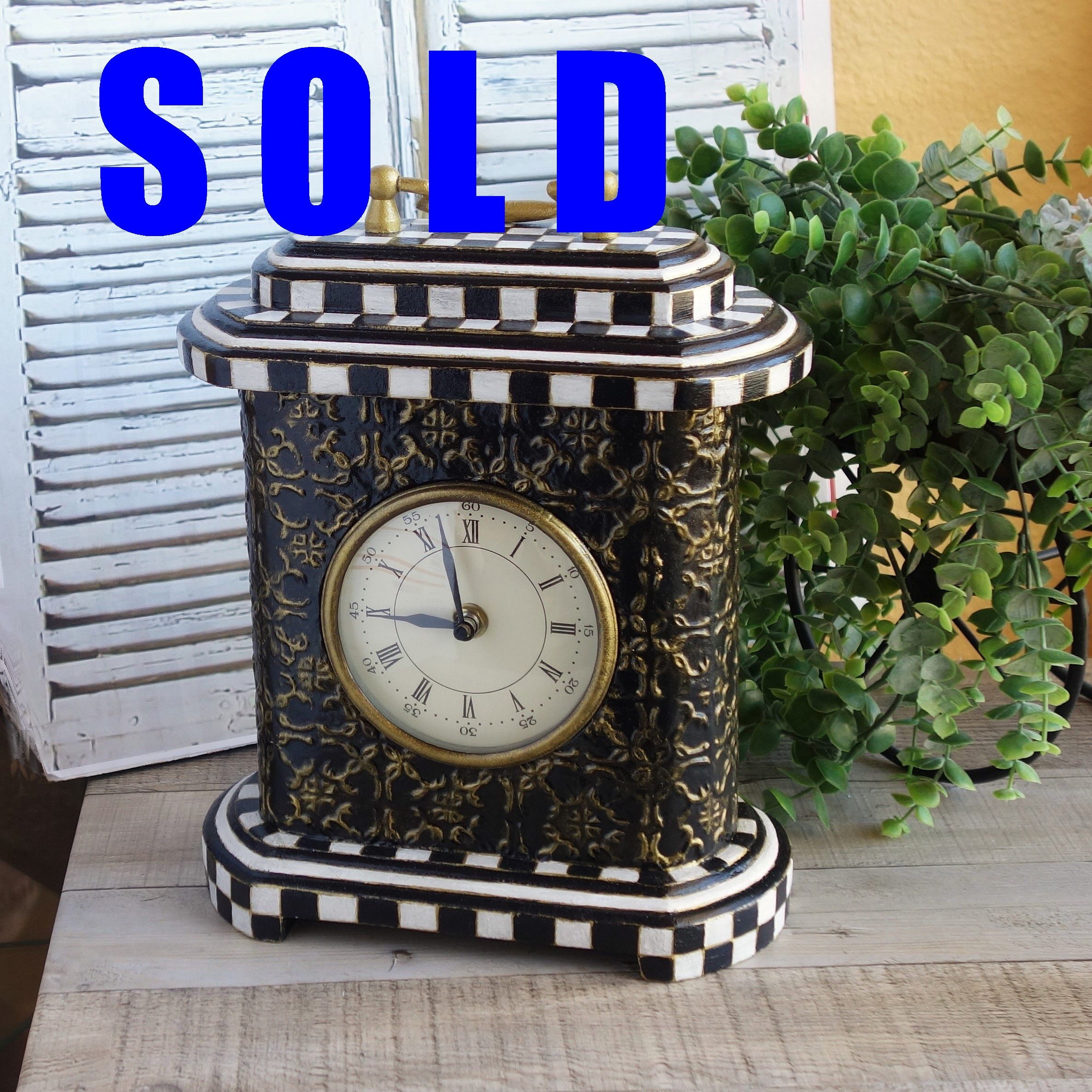 Elegant Checks Large Mantel Clock With Hidden Key Space Hidden Jewelry Space