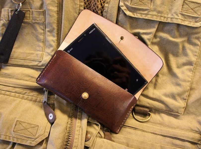 Best Custom Father’s Day Gifts 2025 Cellphone Belt Case by Dragonthorn Leatherworks