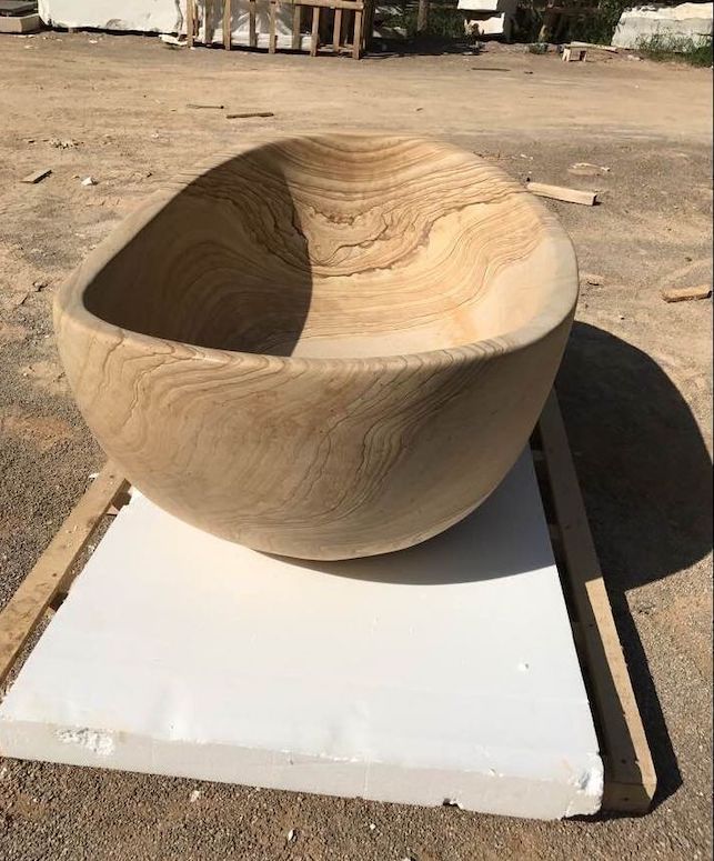 Woodgrain Sandstone Oval Bathtub 2 