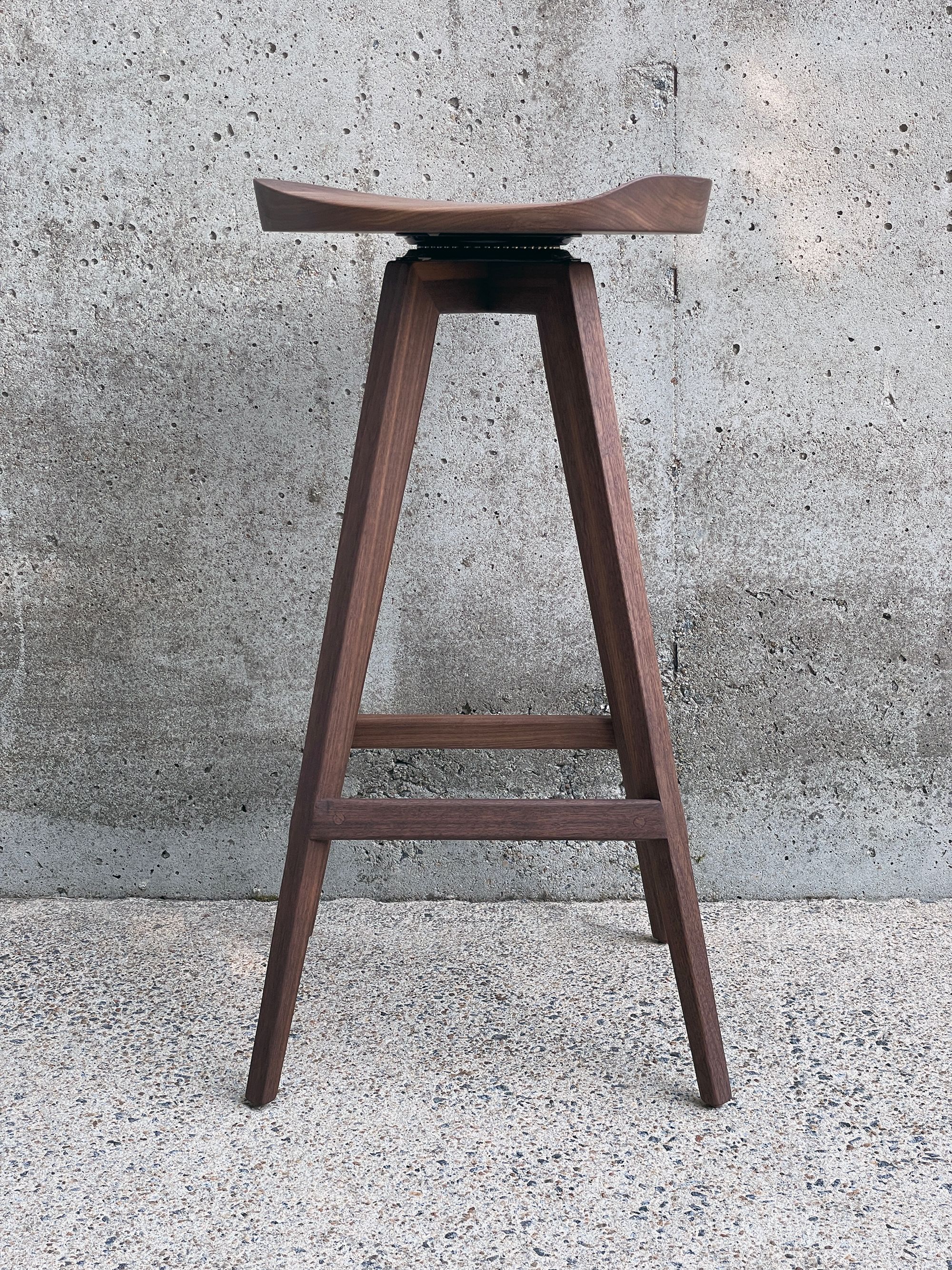 Modern Swiveling Walnut Tractor Seat Stools 6 