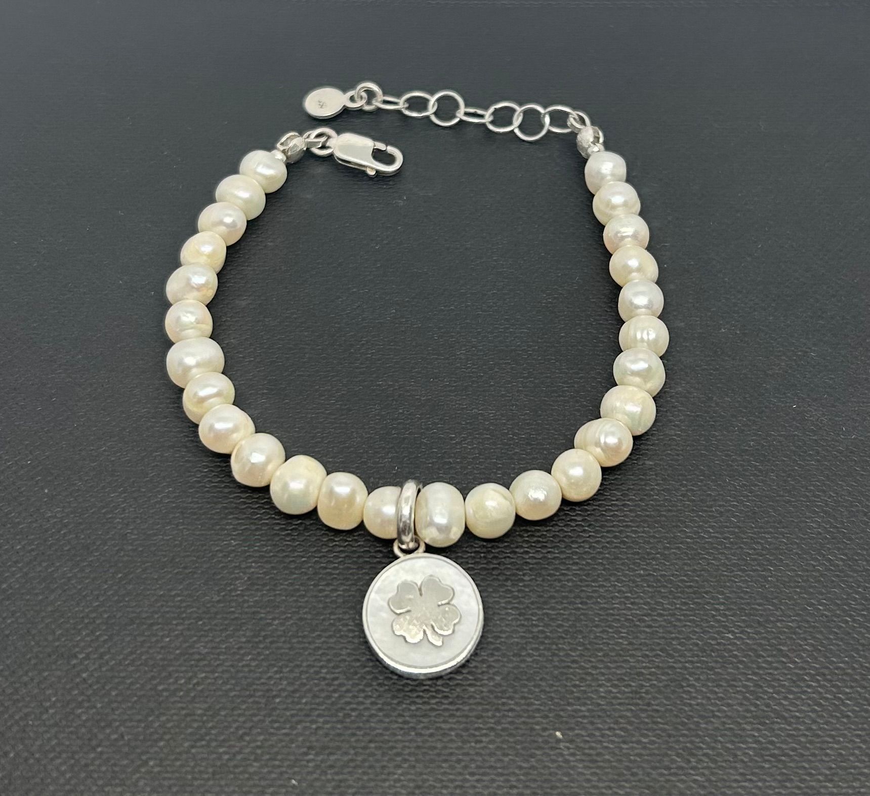 Mother of pearls bracelet by Milibe Designs