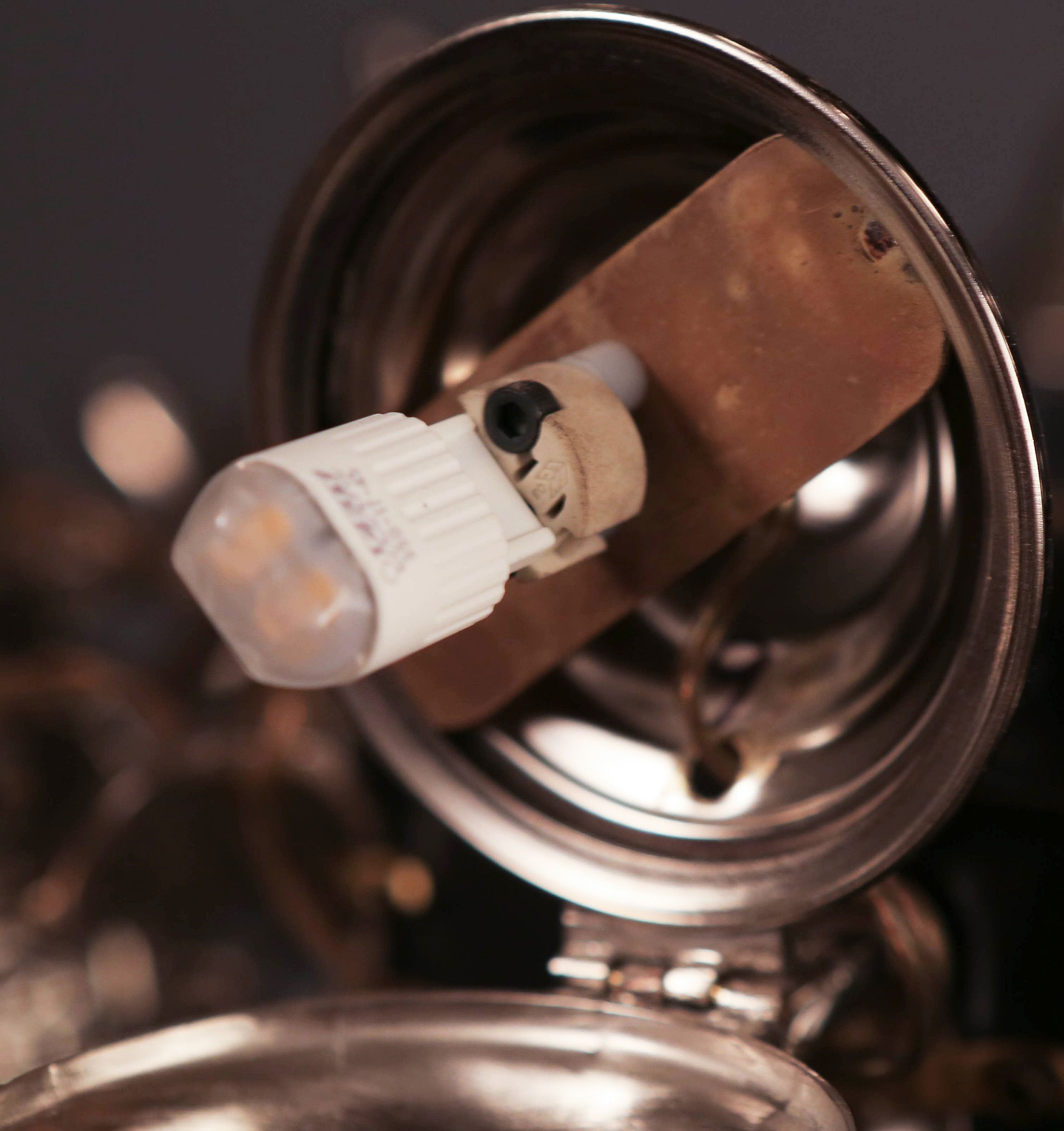 Minne's Teapot Chandelier 6 