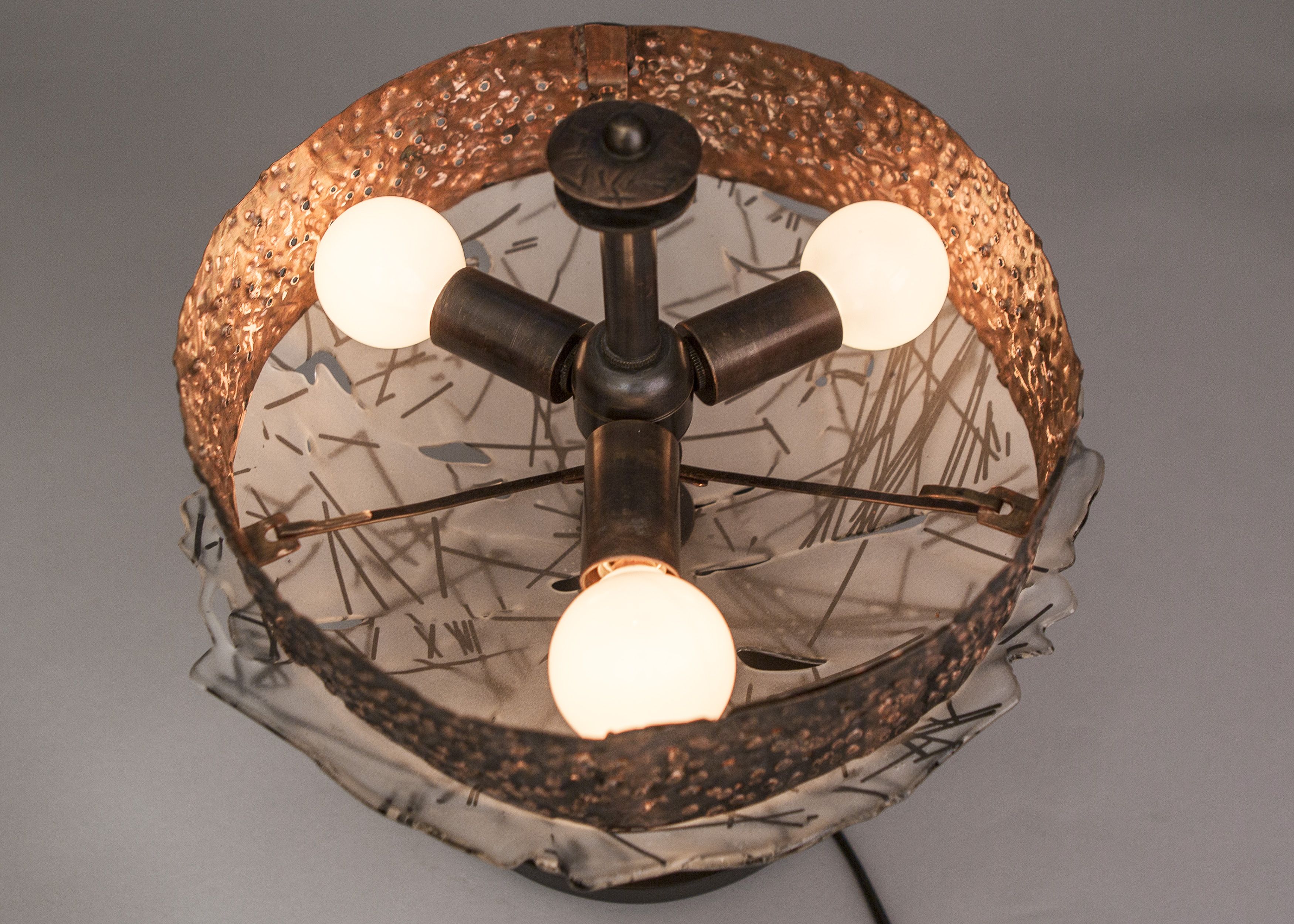 Mini Clamshell Lamp 4 
