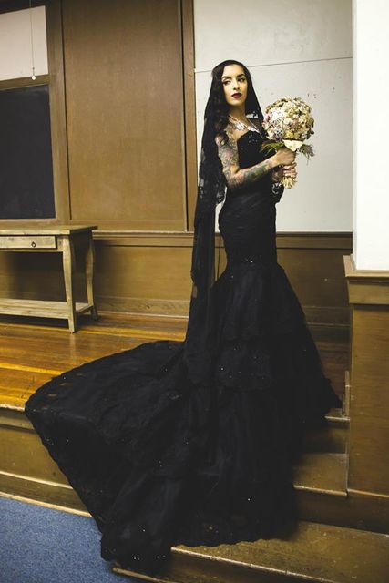 レトロウエディングドレス(Dress Black)