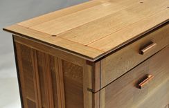 Dresser In Quarter-Sawn White Oak 3 small