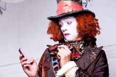 Mad Hatter Alice In Wonderland 2010 Tim Burton 4 small