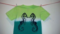 I See A Seahorse Kid's Screen Printed And Tie Dyed Shirt, Extra Small (Age 4-5) 1 small