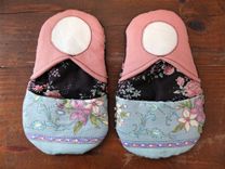 2 Matryoshka Pot Holders Microwave Oven Mitts Pink/Black Vintage Country Folk Handmade 2 small