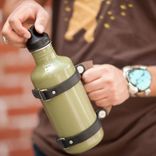 Adjustable-Size Bottle Handle 1 small