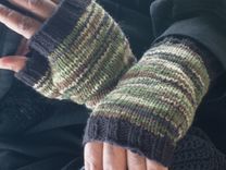 Hand Knit Fingerless Gloves For Men / In Green And Black Camouflage 1 small
