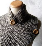 The Extraordinary Ribbed Neckwarmer 1 small