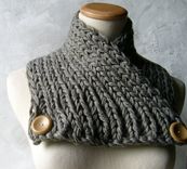 The Extraordinary Ribbed Neckwarmer 2 small