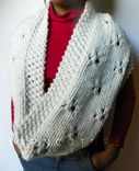The Chunky Lace Infinity Cowl - In Winter Cream/Ivory 2 small