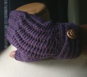 Contempo Elegant Lace Knit Fingerless Gloves/Mitts - In Deep Eggplant 1 small