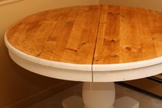Reclaimed Pine Circular Kitchen Table 1 small