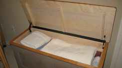 Blanket Chest - Maple - Cedar Lined 6 small