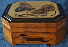 Jewelry/Keepsake Box With Butterfly Marquetry Inlay 4 small