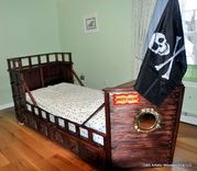 Twin Size Pirate Ship Bed 1 small