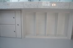 Laundry Cabinet 4 small