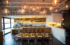 Lucky Duck Restaurant In Silverlake, Ca 3 small