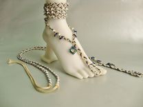 Barefoot Sandals.Toe Thongs. Boho. Dancer Jewerly. Made In Maui. 4 small