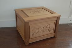 Wine Bottle Box - Redwood/Maple - Hand Carved 2 small