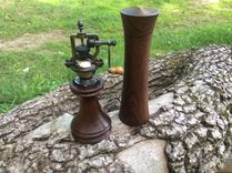 Walnut Antique Style Peppermill And Saltmill 5 small