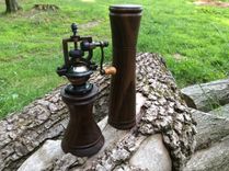 Walnut Antique Style Peppermill And Saltmill 2 small