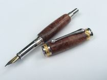 22kt. Gold And Rhodium Majestic Fountain Pen With Redwood Lace Burl 5 small