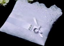 Amore 8"X 10" Wedding Ring Bearer Pillow 1 small