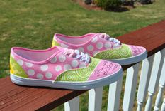Christian Themed Hand Painted Sneakers Size 7.5 3 small