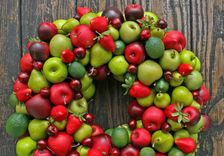 Miniature Fruit Wreath 1 small