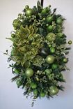 Oval Christmas Wreath 1 small