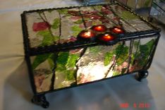 Deep Red And Green Fractured Glass With Marbled Feet - Stained Glass Jewelry Box 3 small