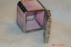 1 X 1 X 1 Tiny Ring Stained Glass Box In Creamy Pink And White 2 small