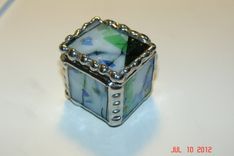 1 X 1 X 1 Tiny Ring Stained Glass Box In Blue And Green Fractured Glass 1 small