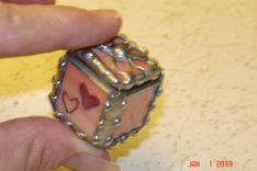 3/4 X 3/4 X 3/4 Tiny Ring Stained Glass Box In Creamy Orange And White With Etched Hearts 1 small