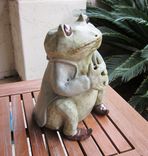 Sculpted Ceramic Frog 4 small