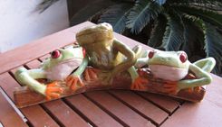 Sculpted Ceramic Red-Eyed Tree Frogs 2 small