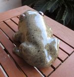Sculpted Ceramic Animals - Toads 5 small